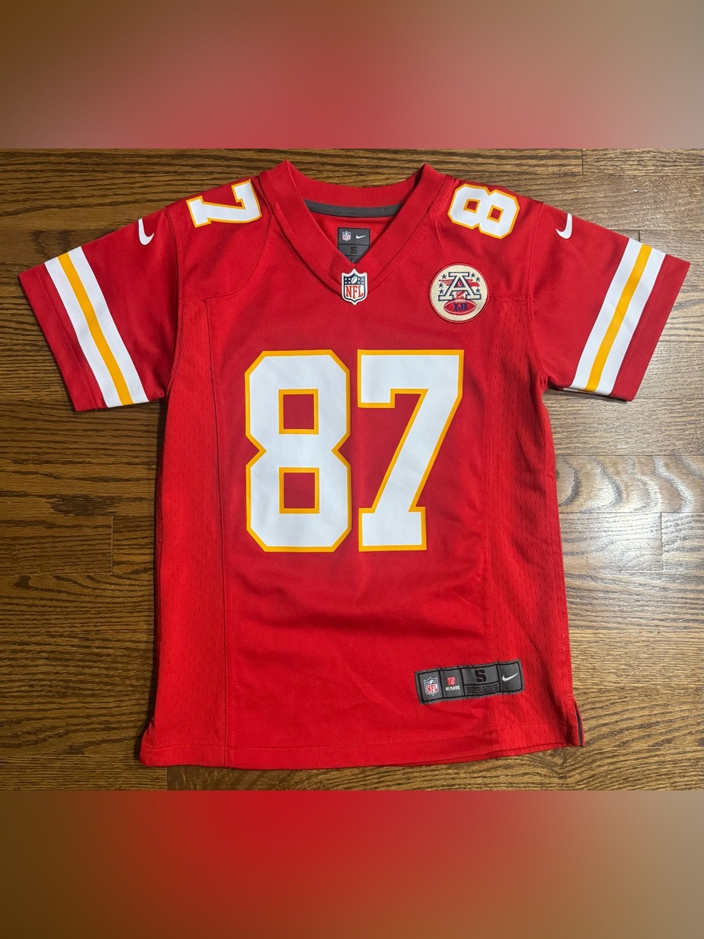 Like new, Nike Kids Kansas City Football Jersey #87 Travis Kelce, youth small/8